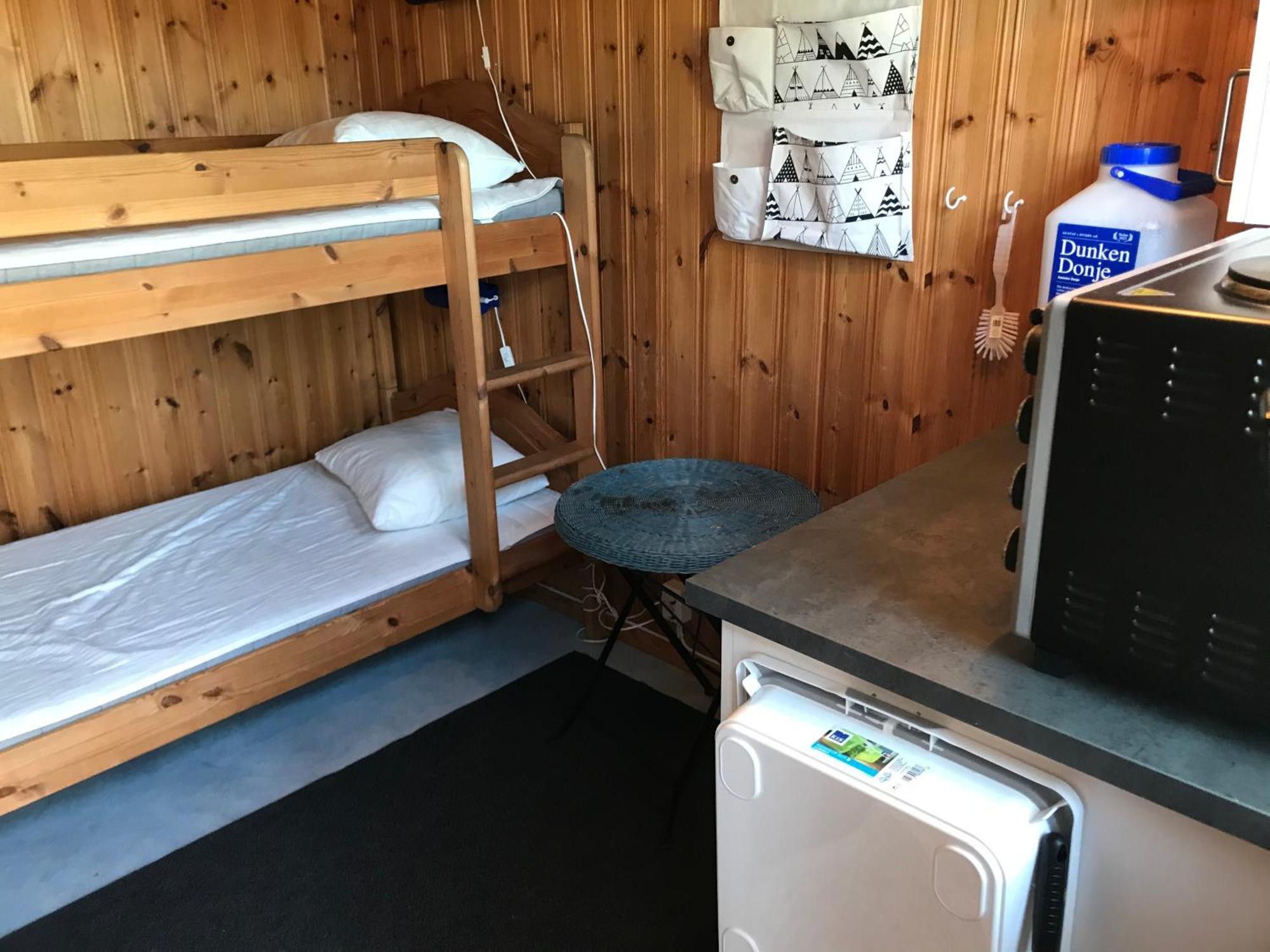 Bjoersjoeas Vildmark - Small Camping Cabin Close To Nature Olofstorp الغرفة الصورة